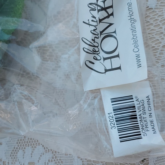 Sonoma fruit swag New Home Interiors Artificial fruit f;oral apples pears 28" - Picture 13 of 13